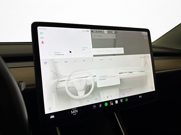 Tesla Model 3 18 of 30