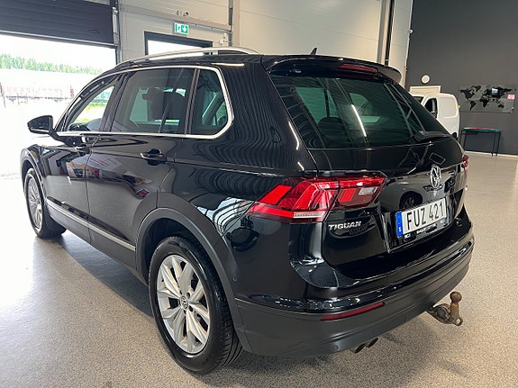 Volkswagen Tiguan 6 of 21