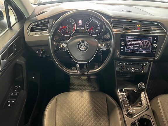 Volkswagen Tiguan 13 of 21