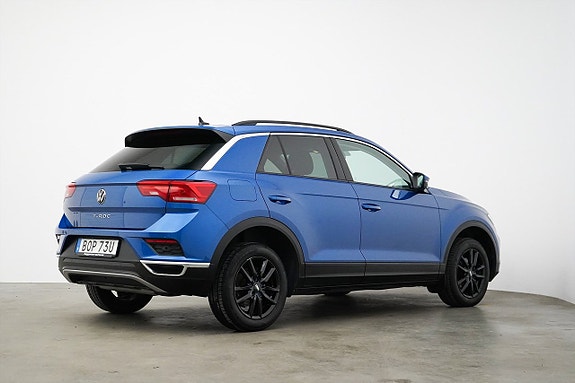 Volkswagen T-Roc 21 of 24