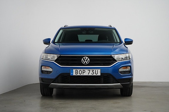 Volkswagen T-Roc 22 of 24