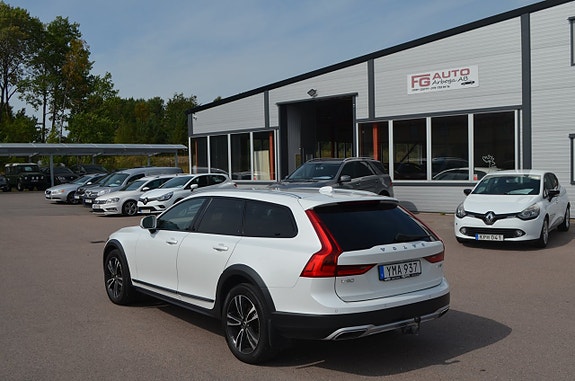 Volvo V90 Cross Country 4 of 27