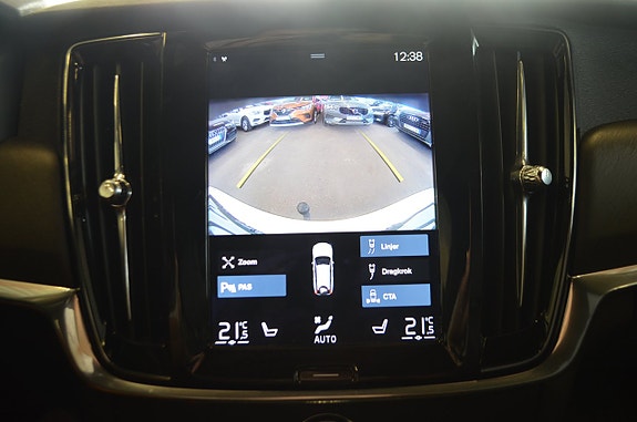 Volvo V90 Cross Country 23 of 27