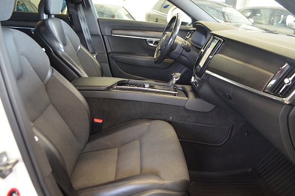 Volvo V90 Cross Country 17 of 27