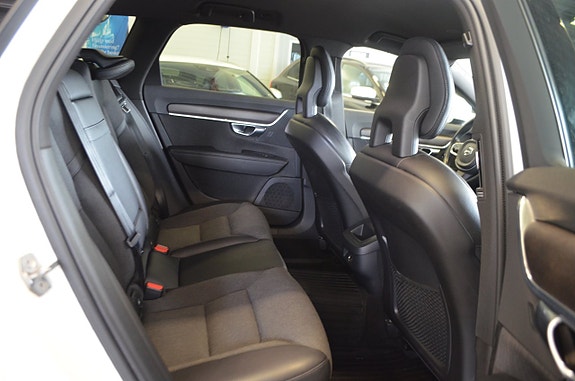 Volvo V90 Cross Country 20 of 27