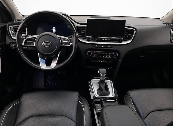Kia XCeed 2 of 4