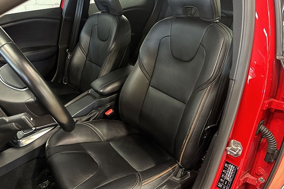 Volvo V40 Cross Country 11 of 19