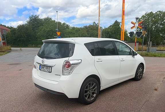 Toyota Verso 3 of 7