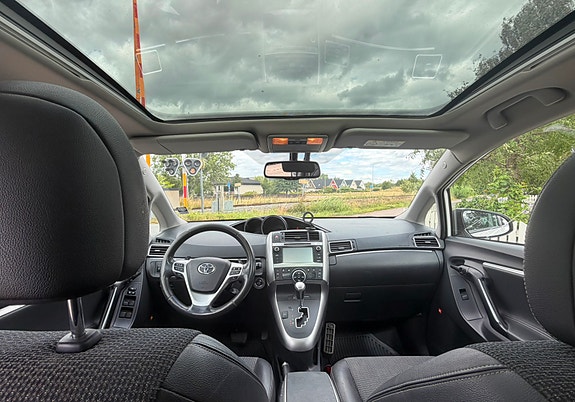Toyota Verso 7 of 7