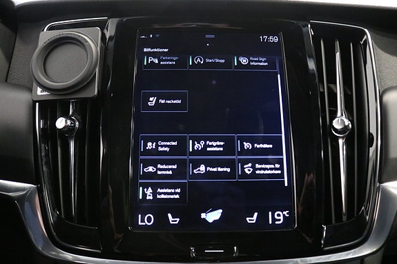Volvo V90 18 of 23