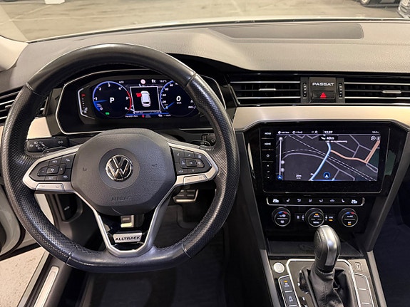 Volkswagen Passat Alltrack 20 of 24