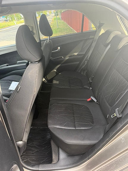 Kia Picanto 6 of 7