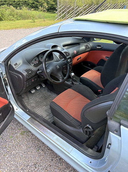 Peugeot 206 CC 7 of 9