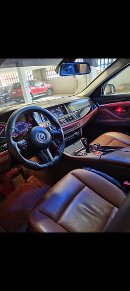 BMW 520d 3 of 11