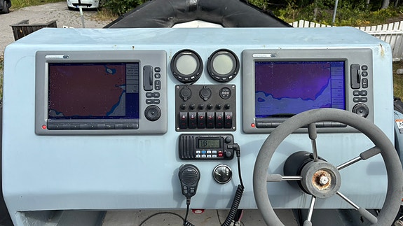 Bombard 730 Explorer 4 of 11