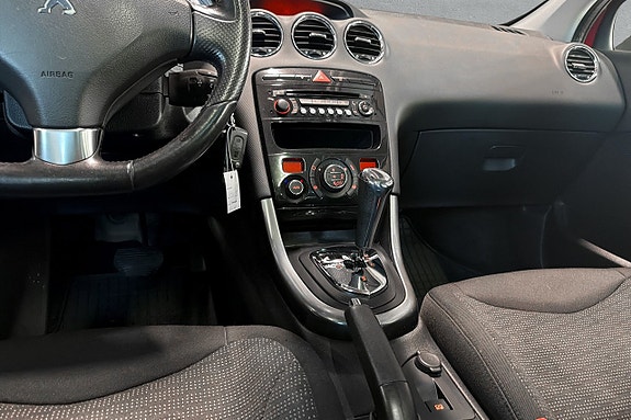 Peugeot 308 11 of 17