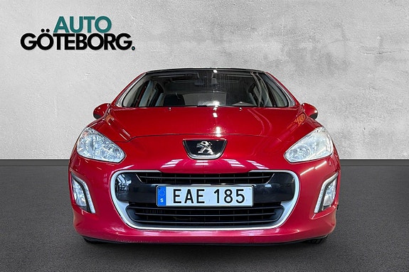Peugeot 308 8 of 17