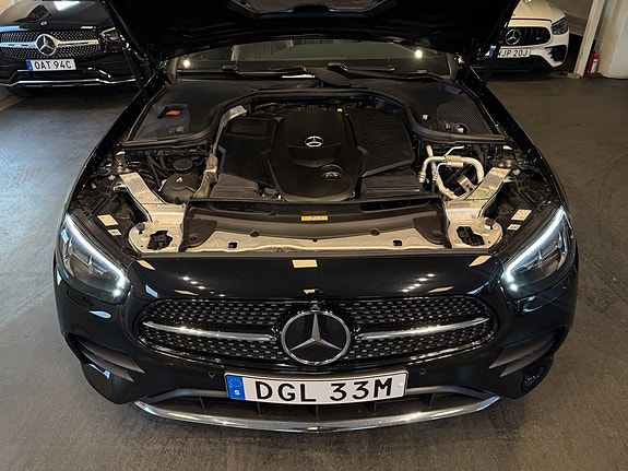 Mercedes-Benz E400 d 27 of 29