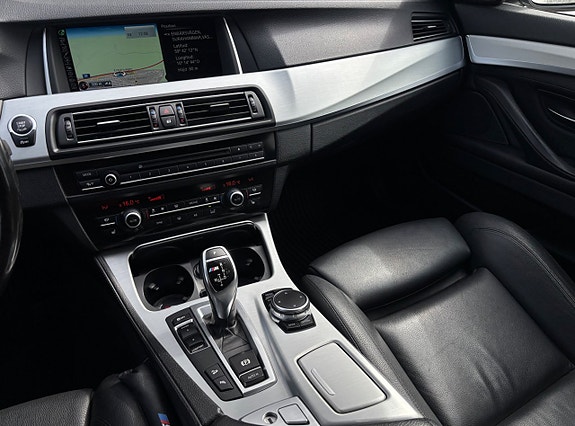 BMW 530d 15 of 17