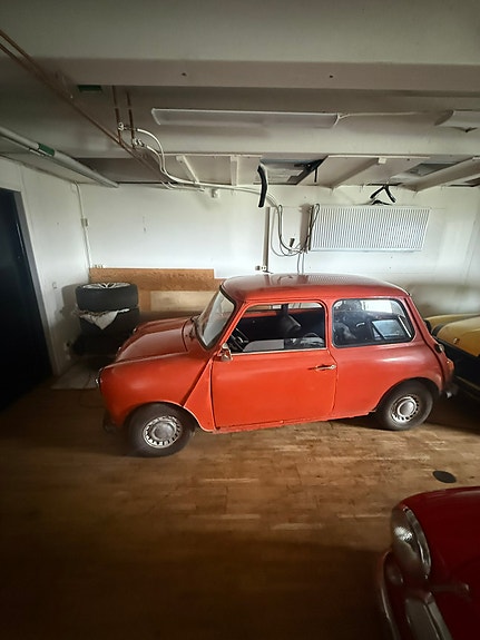 Austin Mini 3 of 4