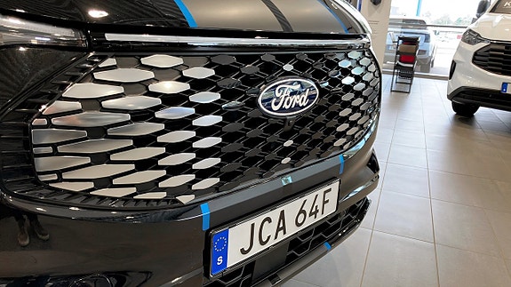 Ford E-Custom 17 of 20