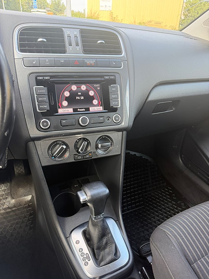 Volkswagen Polo 6 of 8