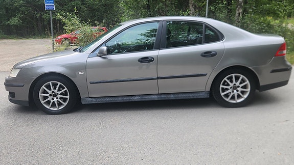Saab 9-3 2 of 13