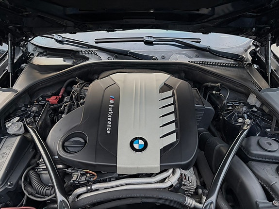BMW M550d 9 of 9