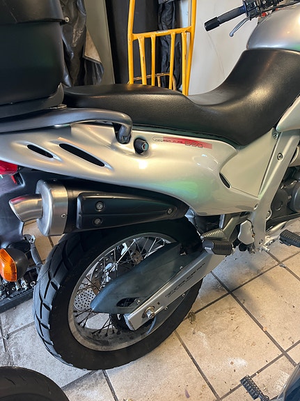 Aprilia Pegaso 650 3 of 10