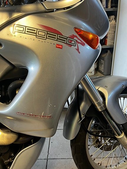 Aprilia Pegaso 650 8 of 10