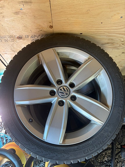 Volkswagen Golf Alltrack 9 of 9