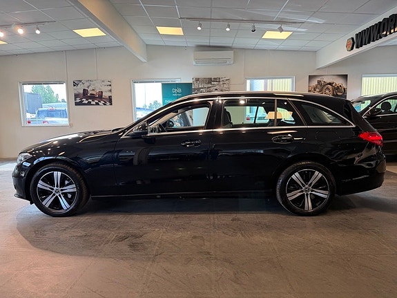 Mercedes-Benz C300 20 of 25