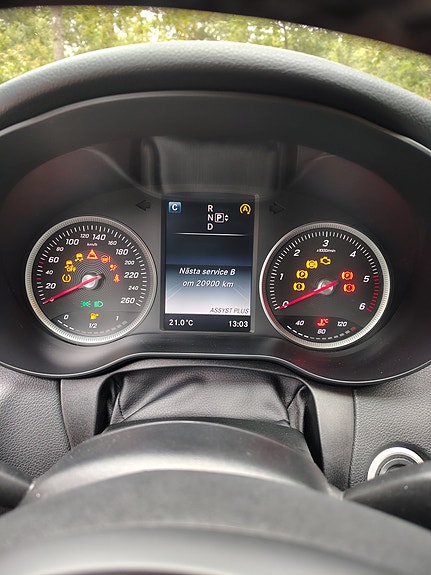 Mercedes-Benz C220 6 of 6