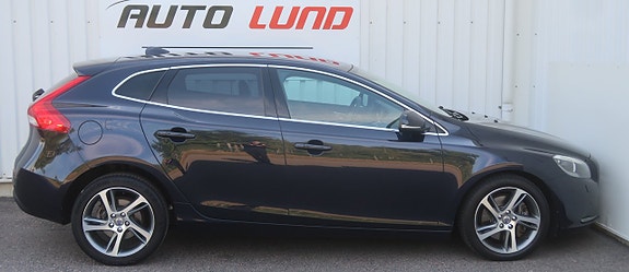 Volvo V40 6 of 27