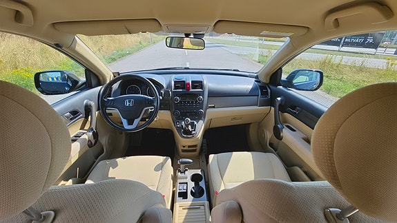 Honda CR-V 9 of 12