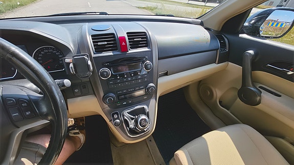 Honda CR-V 12 of 12