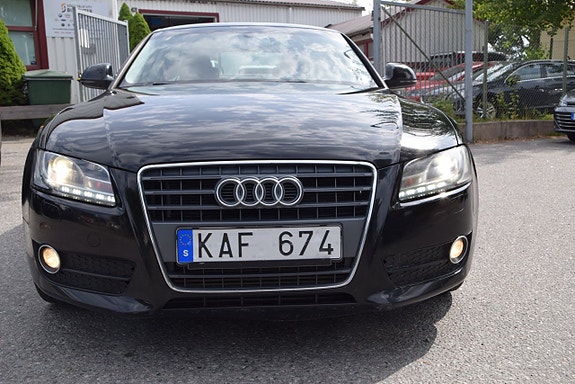 Audi A5 2 of 16