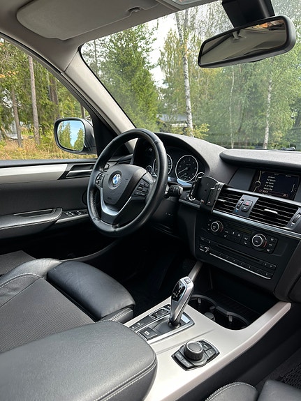 BMW X3 3 of 6