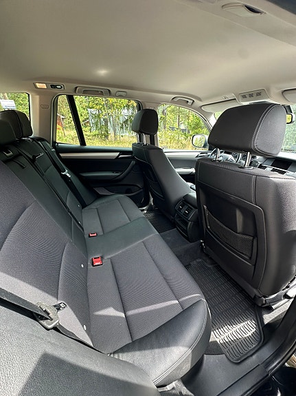 BMW X3 5 of 6