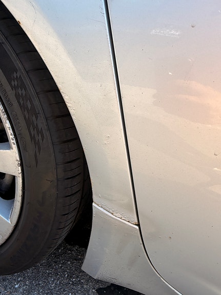 Jaguar XF 7 of 10