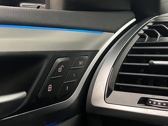 BMW iX3 16 of 30