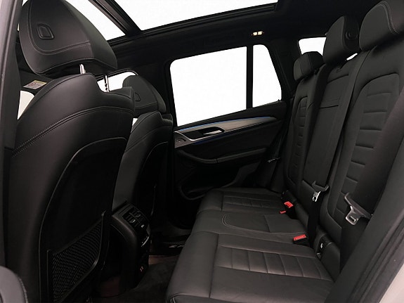 BMW iX3 26 of 30