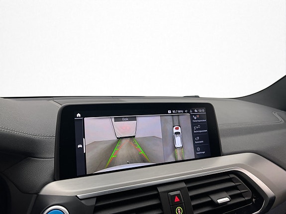 BMW iX3 19 of 30