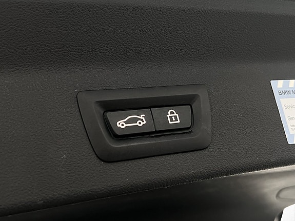 BMW iX3 27 of 30