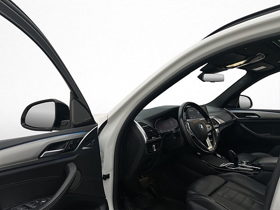 BMW iX3 11 of 30
