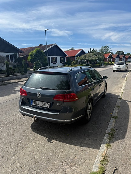 Volkswagen Passat 3 of 6