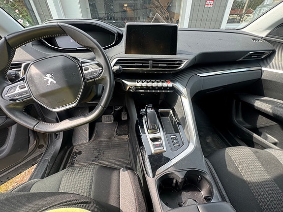 Peugeot 5008 6 of 7