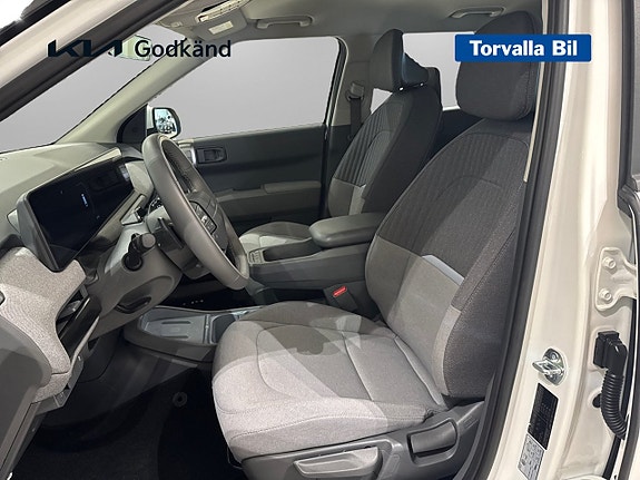 Kia EV3 9 of 15