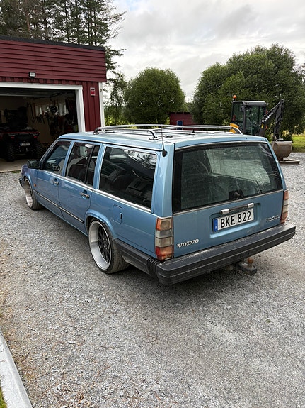 Volvo 745 3 of 4
