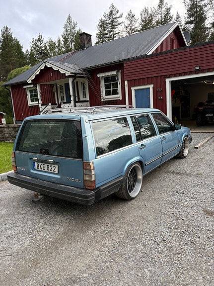 Volvo 745 4 of 4